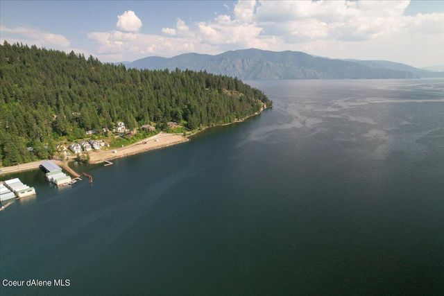 531 Midas Dr, Sagle, ID 83860