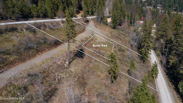 531 Midas Dr, Sagle, ID 83860