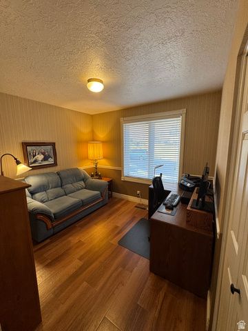 1959 N 150 E, Centerville, UT 84014