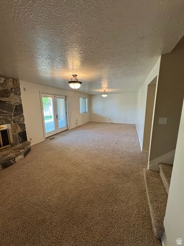 1959 N 150 E, Centerville, UT 84014
