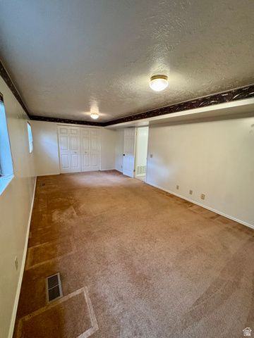 1959 N 150 E, Centerville, UT 84014
