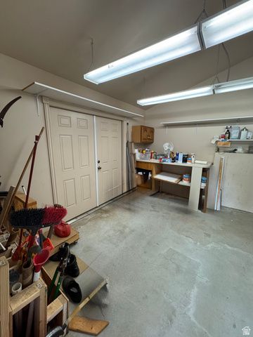 1959 N 150 E, Centerville, UT 84014