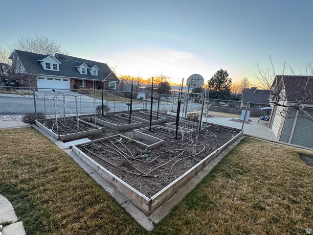 1959 N 150 E, Centerville, UT 84014