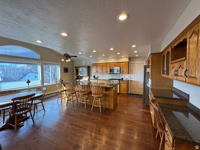 1959 N 150 E, Centerville, UT 84014