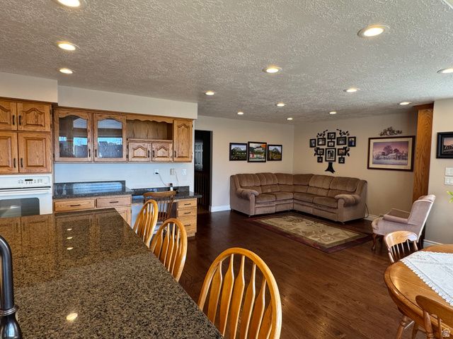 1959 N 150 E, Centerville, UT 84014