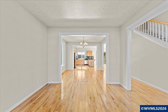 1572 Marten Av SW, Albany, OR 97321