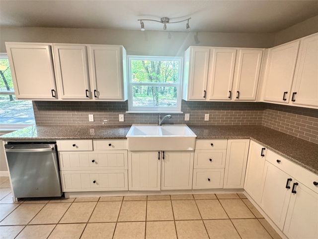 19865 Leisureland Road, Mabank, TX 75156