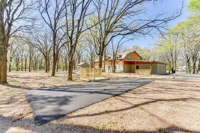 19865 Leisureland Road, Mabank, TX 75156