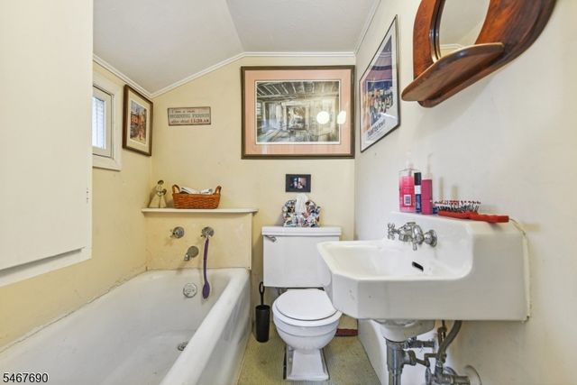 29 Lafayette Ave, Summit City, NJ 07901