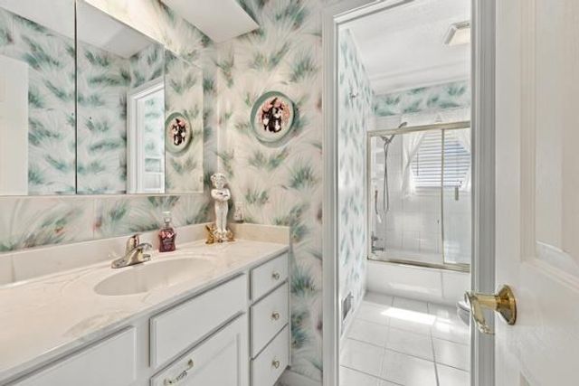14118 W 61st Terrace, Shawnee, KS 66216