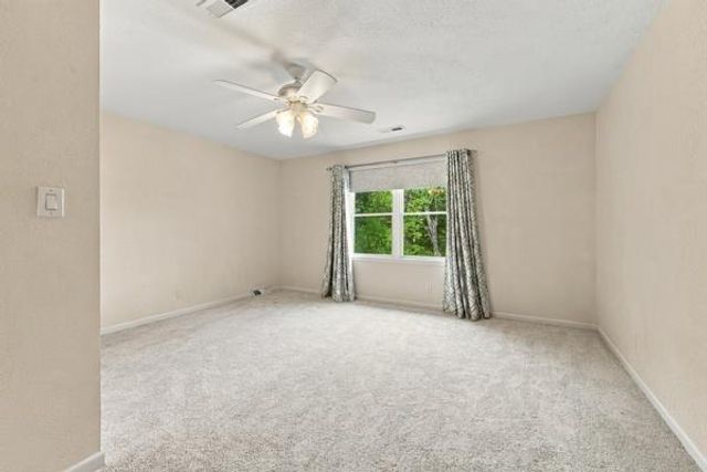 14118 W 61st Terrace, Shawnee, KS 66216