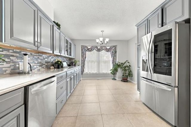 14118 W 61st Terrace, Shawnee, KS 66216