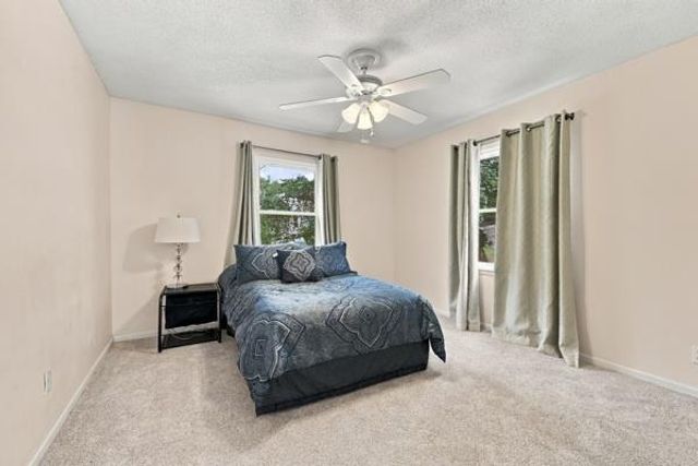 14118 W 61st Terrace, Shawnee, KS 66216