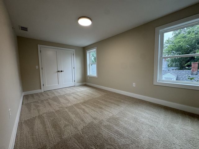 562 Gorham Street 02, Lowell, MA 01852