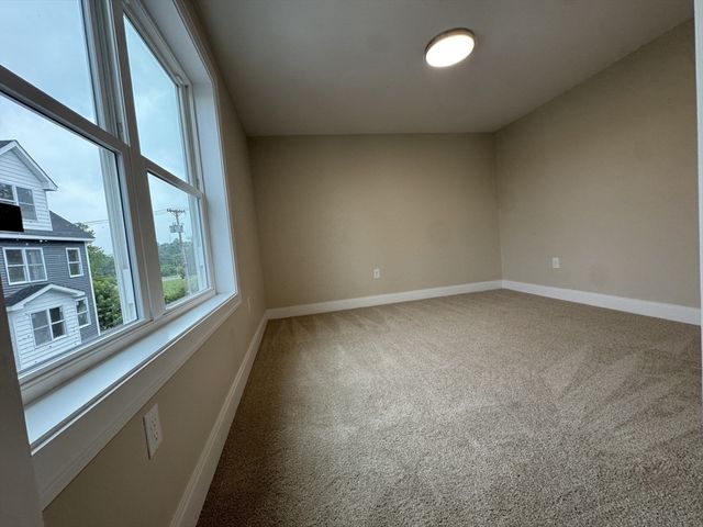562 Gorham Street 02, Lowell, MA 01852