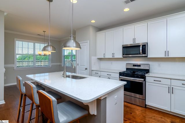 100 Daystrom Drive, Greer, SC 29651