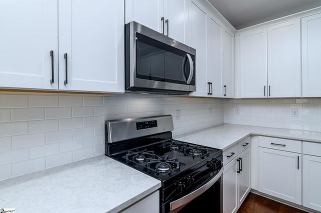 100 Daystrom Drive, Greer, SC 29651