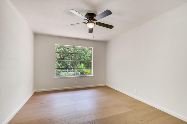 7509 Stonecliff CIR, Austin, TX 78731