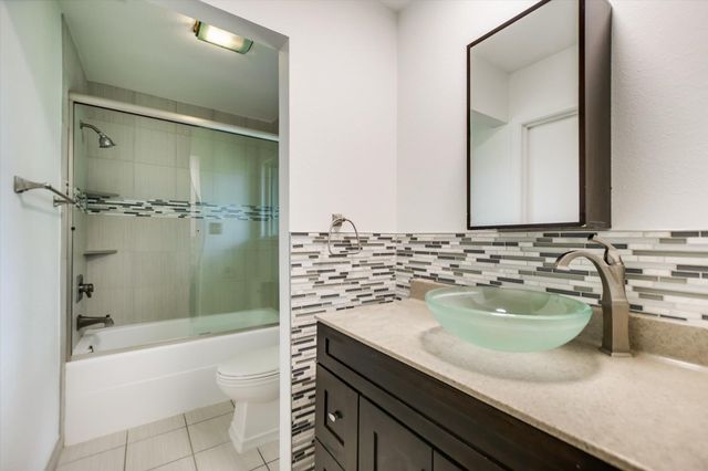 7509 Stonecliff CIR, Austin, TX 78731