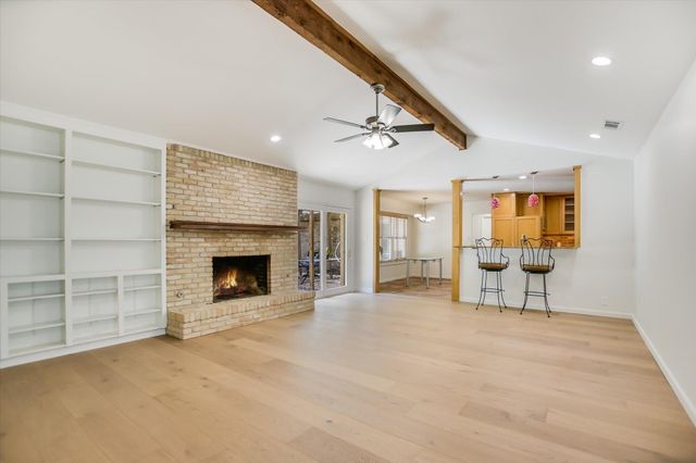 7509 Stonecliff CIR, Austin, TX 78731