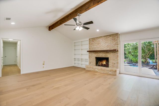 7509 Stonecliff CIR, Austin, TX 78731