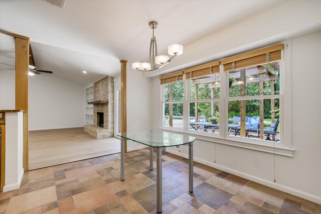 7509 Stonecliff CIR, Austin, TX 78731