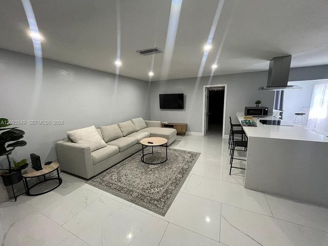 9162 NW 26th Place, Sunrise, FL 33322