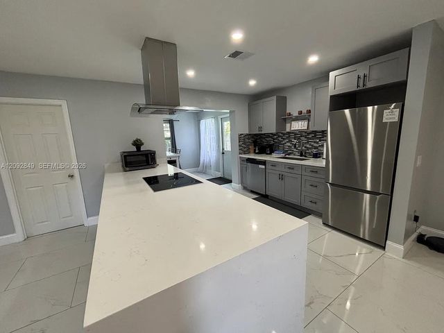 9162 NW 26th Place, Sunrise, FL 33322