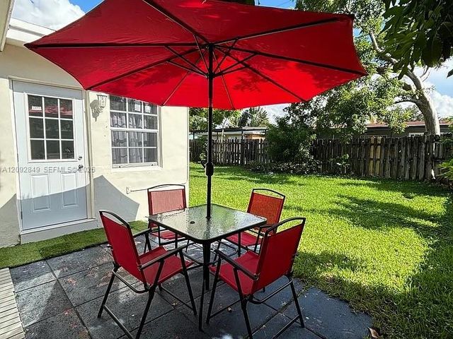 9162 NW 26th Place, Sunrise, FL 33322
