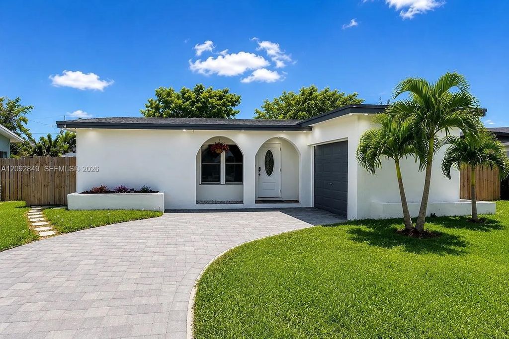 9162 NW 26th Place, Sunrise, FL 33322