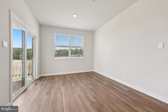 653 HOOT OWL LN, La Plata, MD 20646