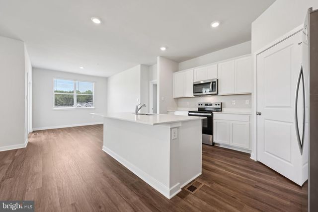 653 HOOT OWL LN, La Plata, MD 20646