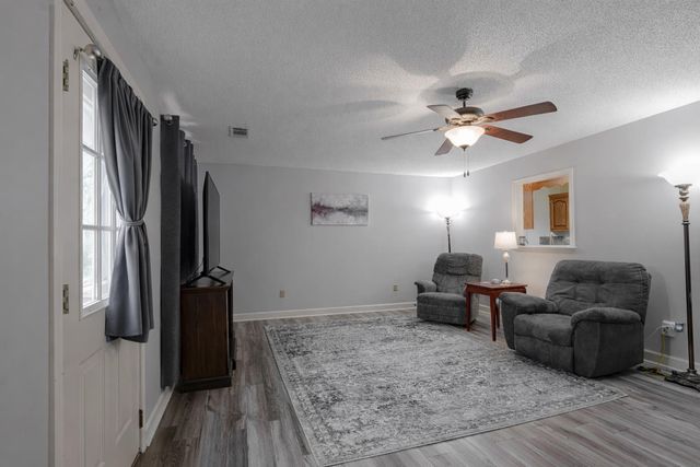 2337 CANNEY CREEK CV, Millington, TN 38053