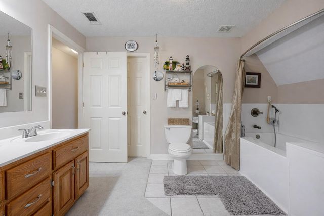 2337 CANNEY CREEK CV, Millington, TN 38053