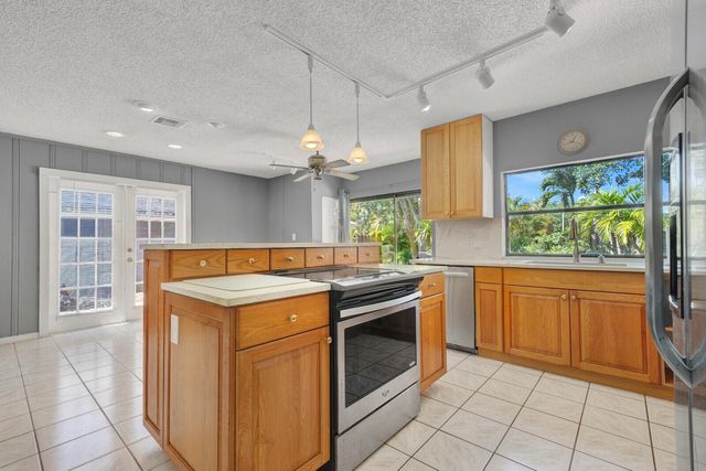 6599 Pond Apple Road, Boca Raton, FL 33433