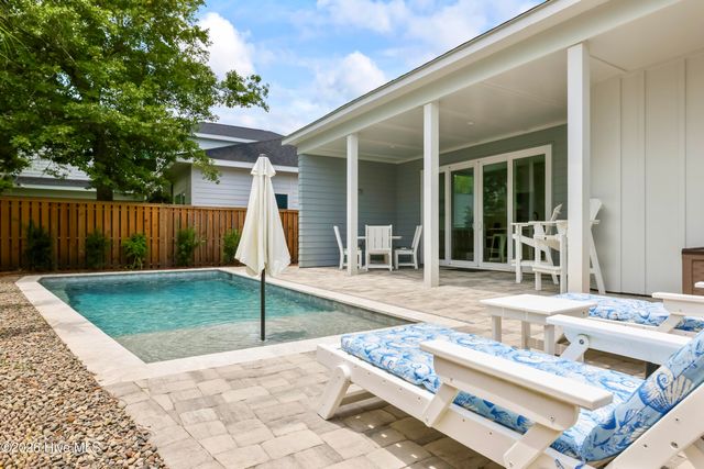1100 S Sixth Street S, Carolina Beach, NC 28428