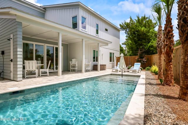 1100 S Sixth Street S, Carolina Beach, NC 28428