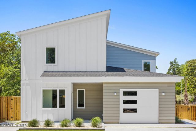 1100 S Sixth Street S, Carolina Beach, NC 28428