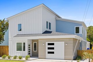 1100 S Sixth Street S, Carolina Beach, NC 28428