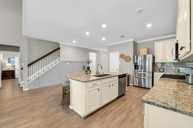 4933 Stoney Way Lane, League City, TX 77573