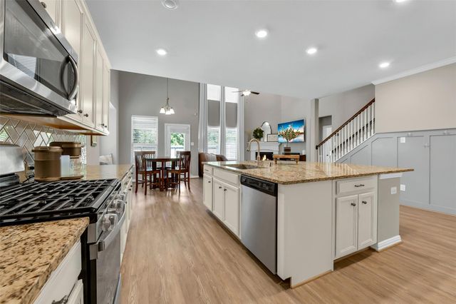 4933 Stoney Way Lane, League City, TX 77573