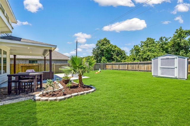 4933 Stoney Way Lane, League City, TX 77573
