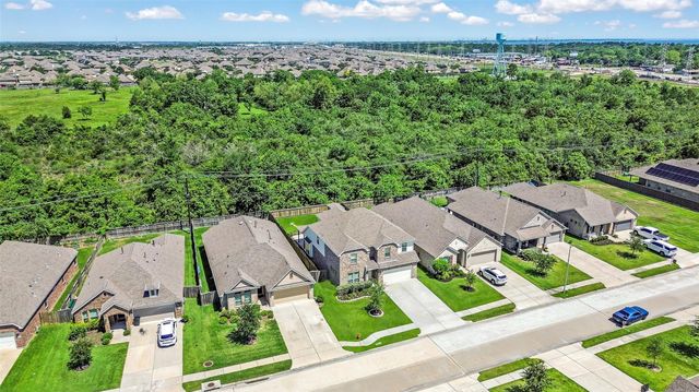 4933 Stoney Way Lane, League City, TX 77573