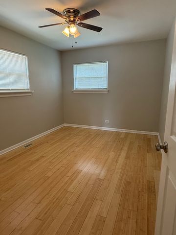 4221 Wenonah Avenue, Stickney, IL 60402