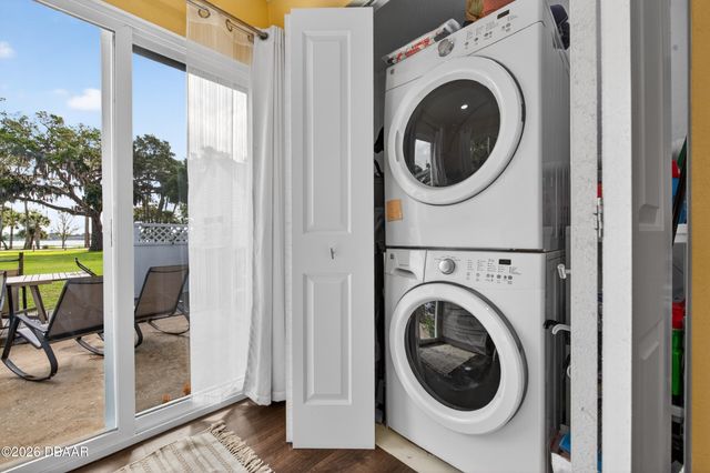 1343 Florence Court, Holly Hill, FL 32117