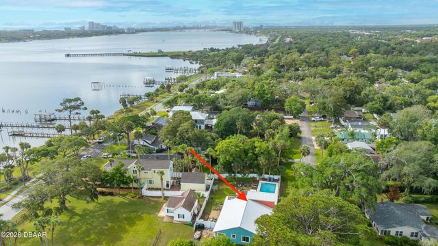 1343 Florence Court, Holly Hill, FL 32117