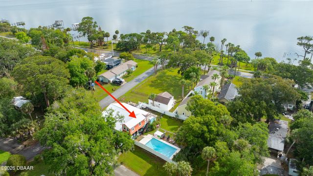 1343 Florence Court, Holly Hill, FL 32117