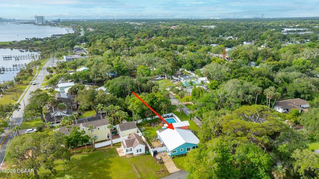 1343 Florence Court, Holly Hill, FL 32117
