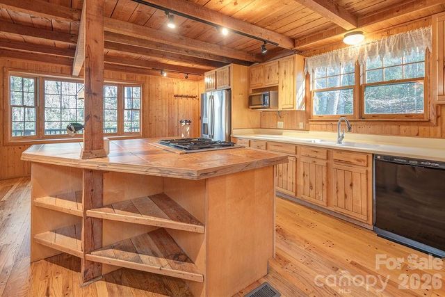117 Woods View Trail, Fairview, NC 28730