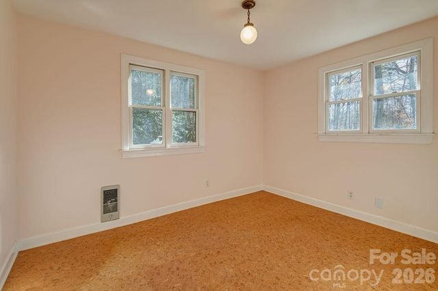 117 Woods View Trail, Fairview, NC 28730